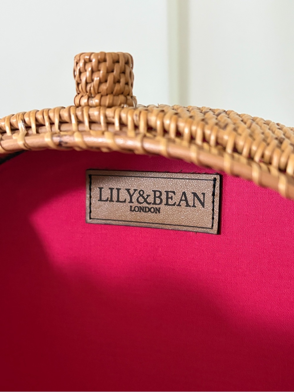 Lily & Bean Oval Rattan Crossbody Bag - Bumble Bee Personalised SM, Wicker Purse - Picture 7 of 8